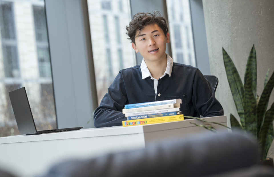 Regeneron STS 2024 finalist Luke Huang.